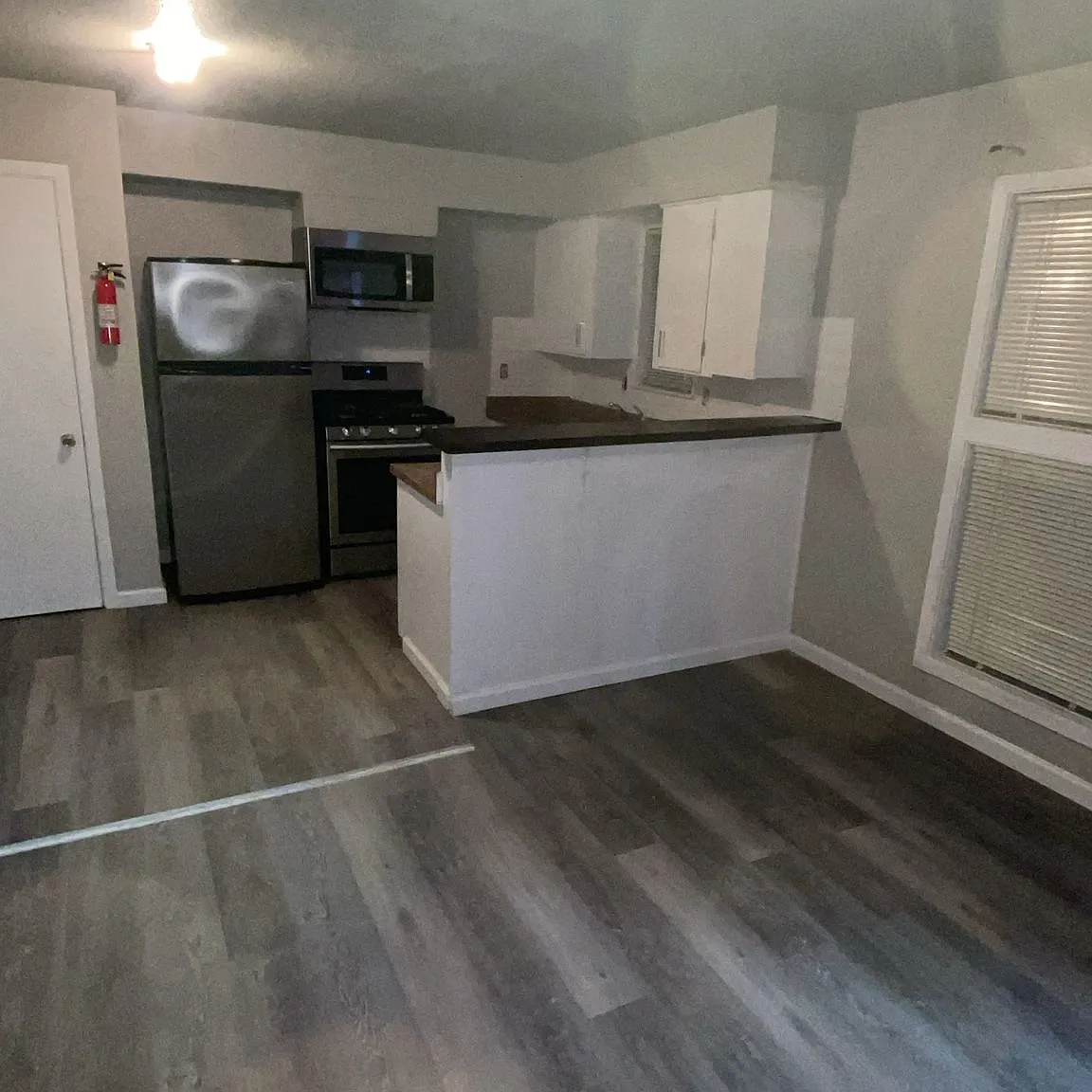 3414 Woodridge Dr — Photo 2