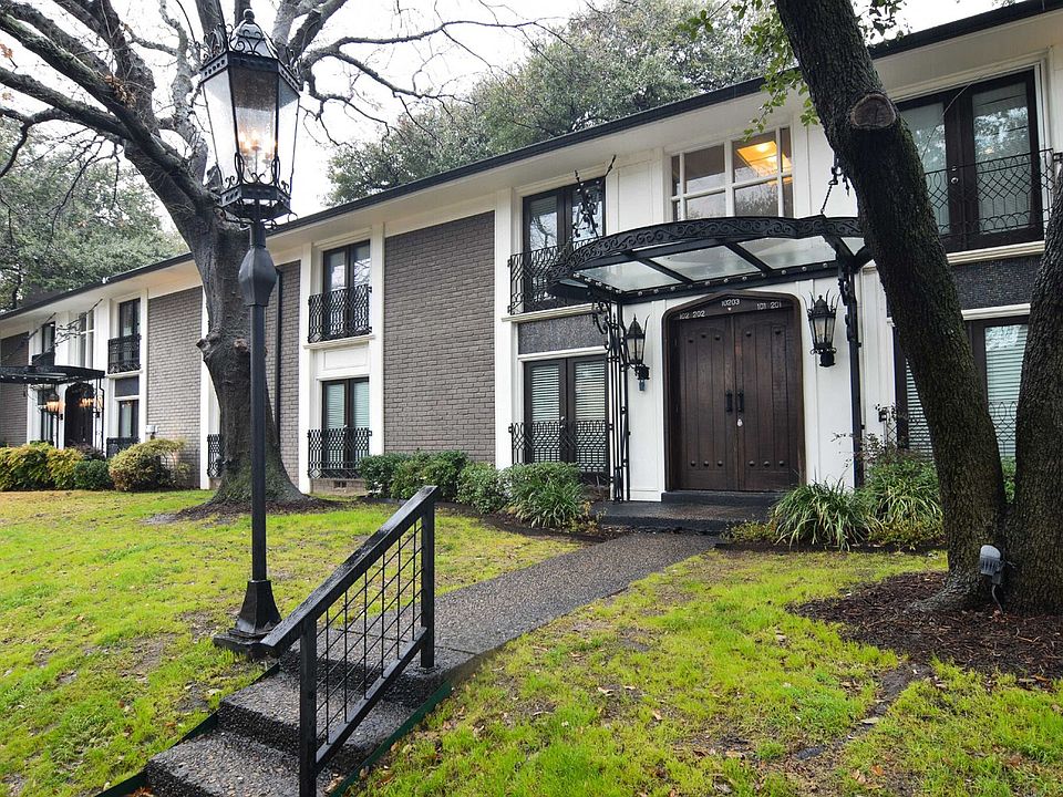 1st image of 10203 Regal Oaks Dr APT 102