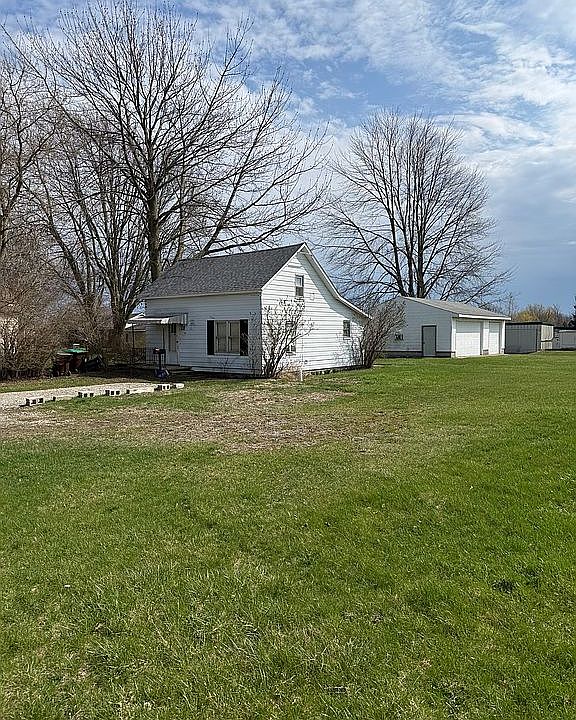 1st image of 215 Redman Rd