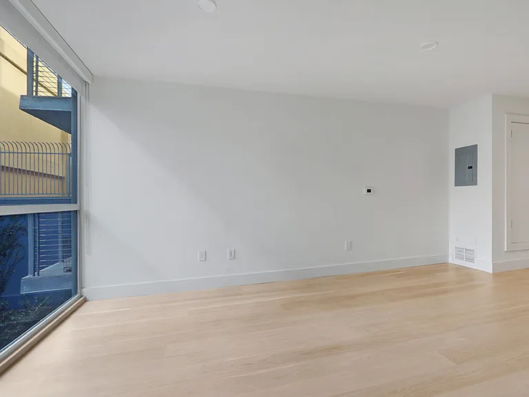570 Jessie Street — Photo 11