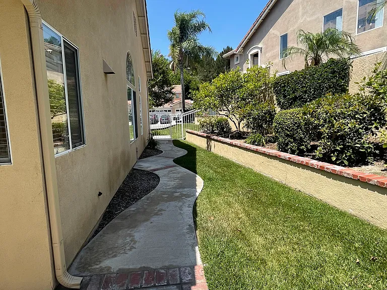 20450 Herbshey Cir — Photo 39
