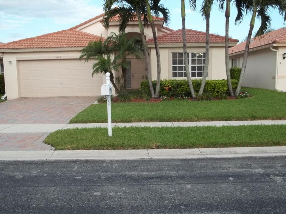 1st image of 5683 Royal Club Dr
