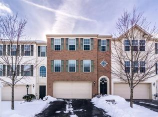 146 Broadstone Dr, Mars, PA 16046