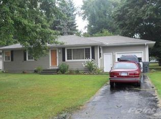 693 Ansley Dr, Saint Joseph, MI 49085