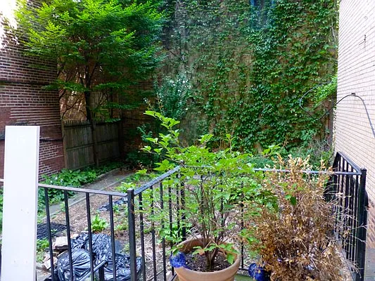 Rented by Joanne Gay Realty Inc | media 20