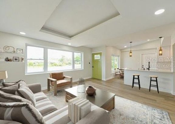 3rd image of 105 Deer Park Ave