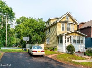 141 Grove Ave, Albany, NY 12208