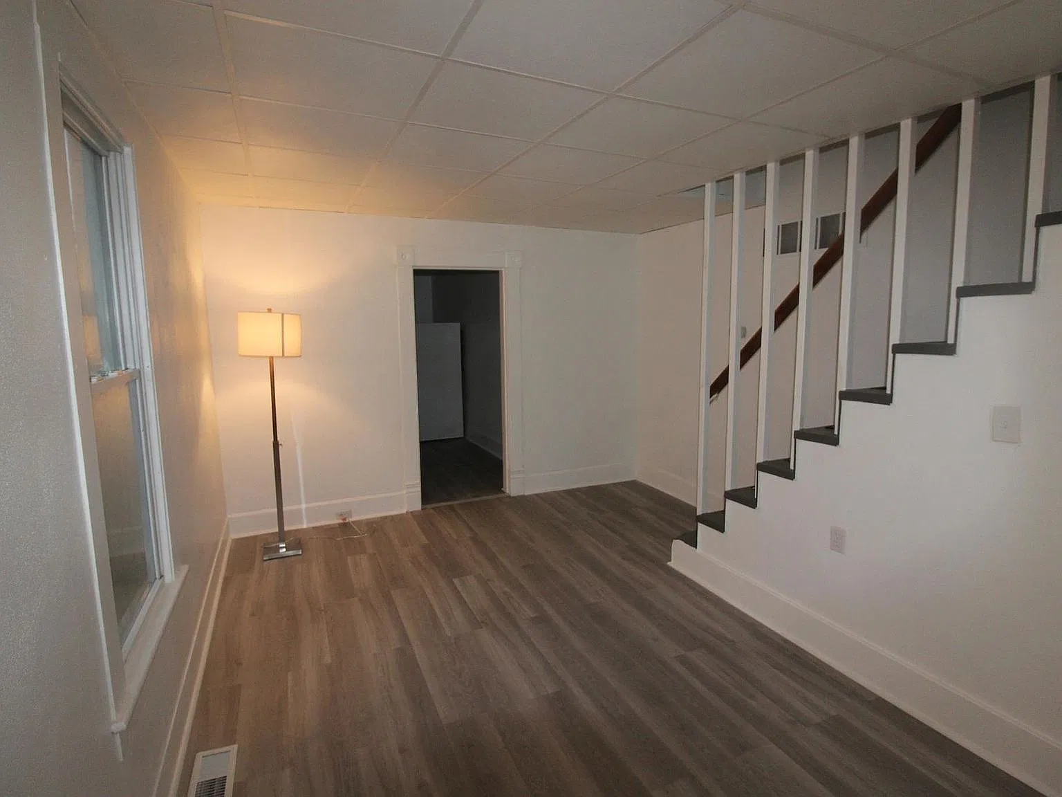 1 bed, 725 sqft, $1,100 — Photo 1