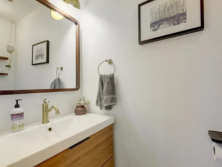 13322 Broadmeade Ave — Photo 16