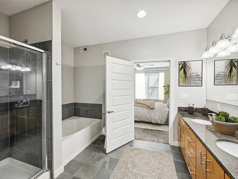 45 Madison Apartments — Photo 44