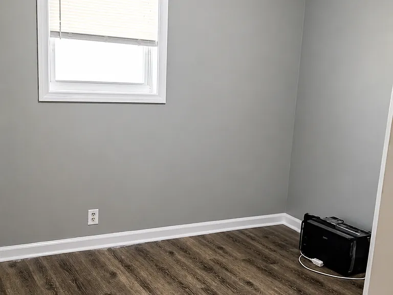 2215 Fairfield Dr — Photo 6