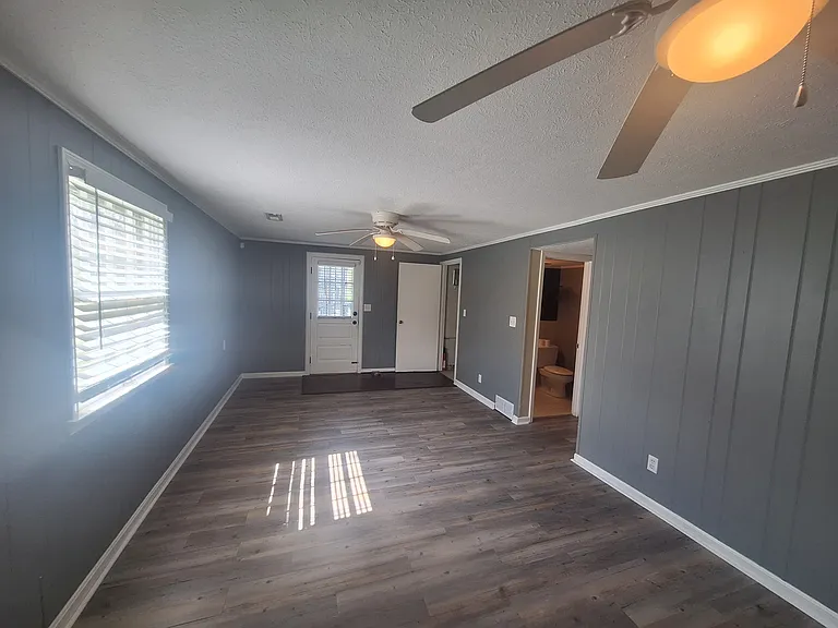 2508 Rhett Ct — Photo 11