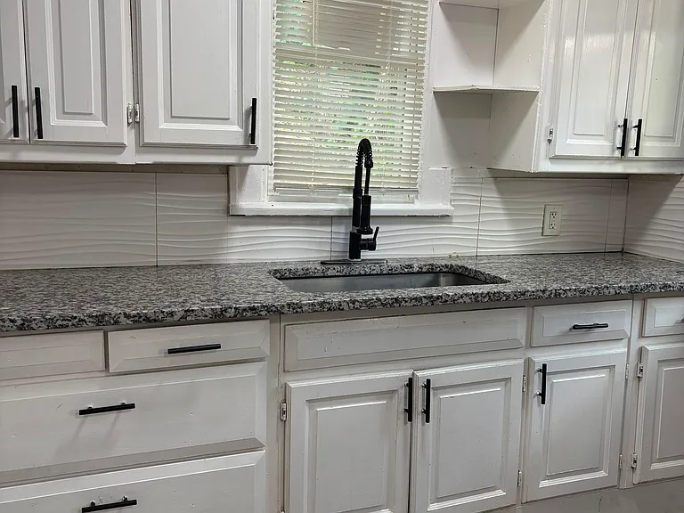 4916 Paseo Blvd — Photo 4