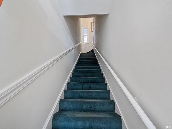 5th image of 1026 Greenwich St