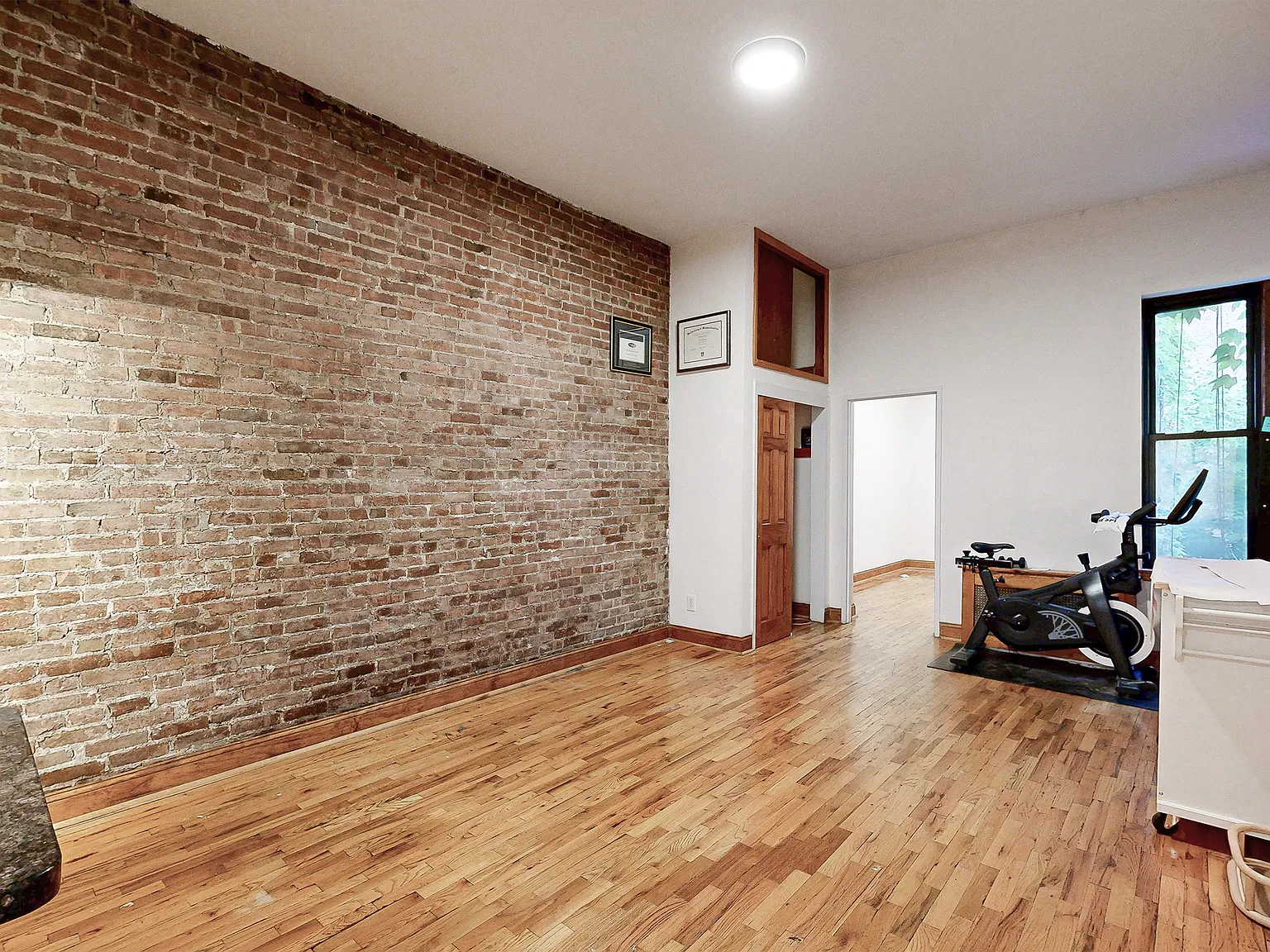 323 West 75th Street — Photo 1
