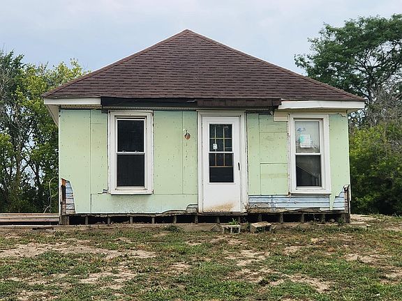 2nd image of 10781 Armstrong Rd