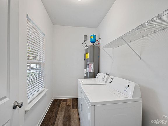 3rd image of 6126 Hunter Ave