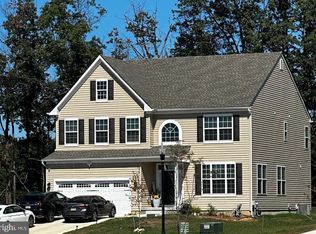 30 Champlain St, Sicklerville, NJ 08081