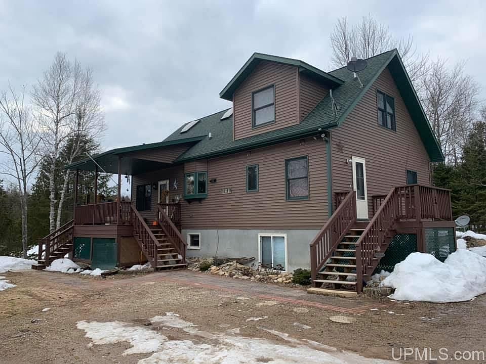 1st image of 11147 N River Ln
