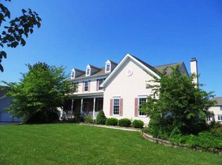 4241 Crystal Dr, Bethlehem, PA 18020