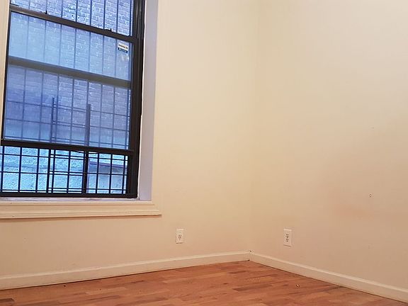 5th image of 225 Parkside Ave Ste 1C