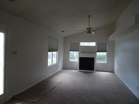 2nd image of 533 W 44th St #A