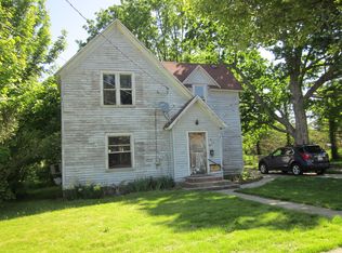 208 N Phelps St, Decatur, MI 49045