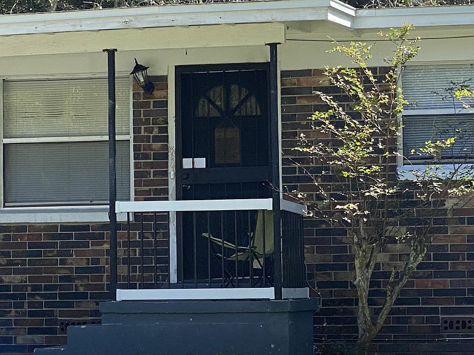 1st image of 3836 Robert C Weaver Dr