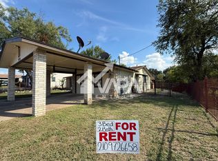 6230 Viva Max Dr, San Antonio, TX 78238