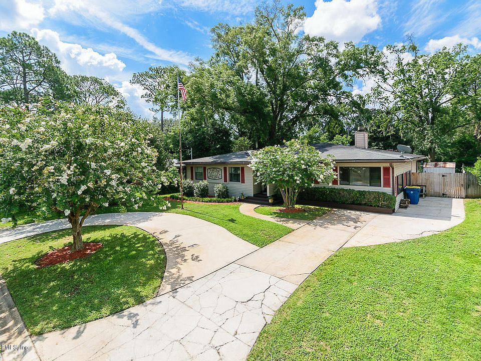1st image of 8430 Santalia Ave