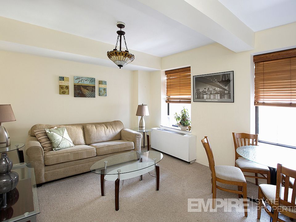 1st image of 150 W 51st St APT 1014