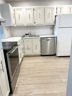 8101 SW 24th Ct #405 — Photo 4
