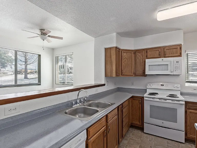 1080 S Walden Way #108 — Photo 11