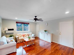 252-37 60th Ave #A, Little Neck, NY 11362