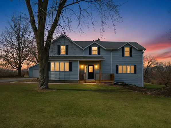 17N620 Ketchum Rd, Hampshire, IL 60140