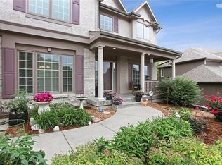 7424 Constance St, Shawnee, KS 66216