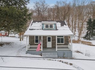 14 Rhodes Ave, Sewickley, PA 15143