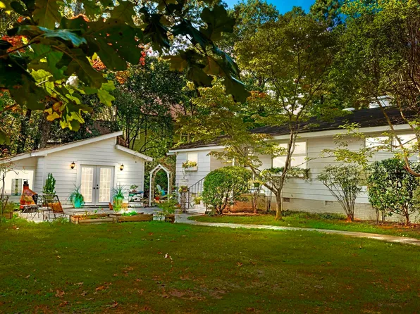 1510 Ridge Rd, Raleigh, NC 27607