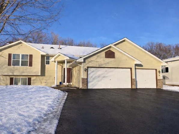 11914 309th Ave, Lindstrom, MN 55045