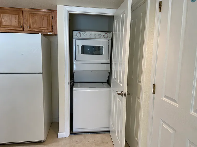 105 Stone Pine Ln — Photo 10