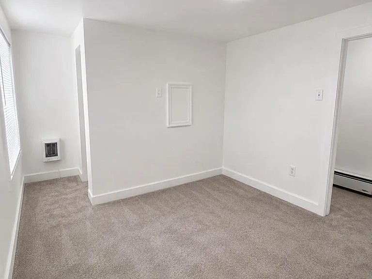 2 W 2nd St #3 — Photo 12