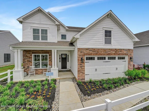 23 Begonia Drive, Manalapan, NJ 07726