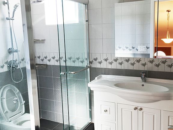 bathroom_1