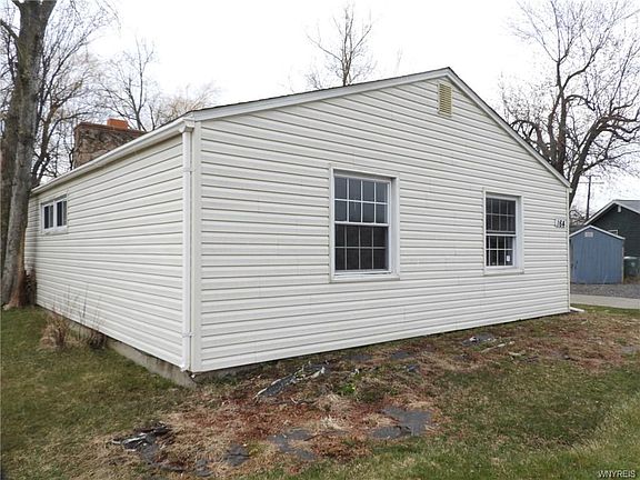 3rd image of 164 Cheryl Ln