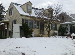 1072 N Warren St, Pottstown, PA 19464