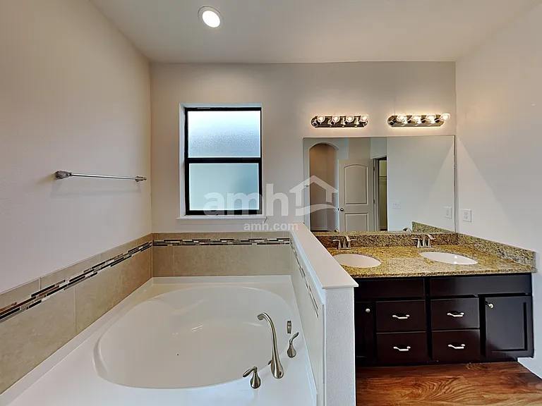 11904 Winterset Cove Dr — Photo 12