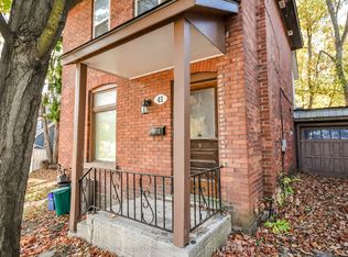 41 Albert St N, Orillia, ON L3V5K3