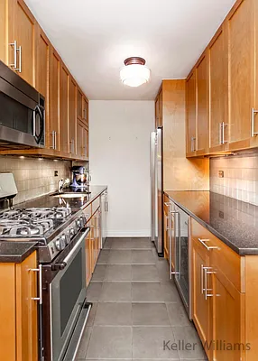 Sold by Keller Williams NYC | media 4