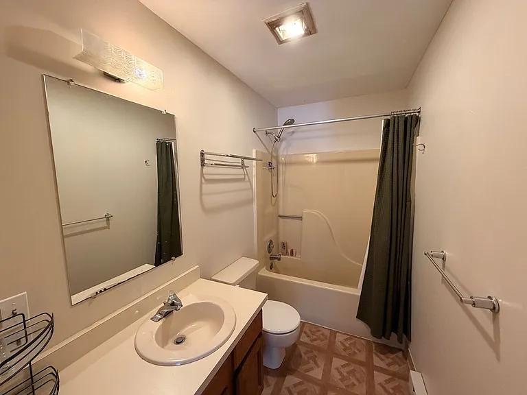 547 Naugatuck Ave — Photo 2