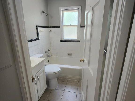 5th image of 7701 Mallard Dr